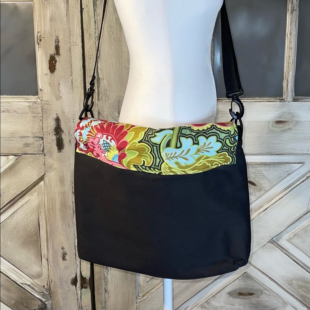 Tracy Joy Camera Bag Multicolored Pattern - image 2